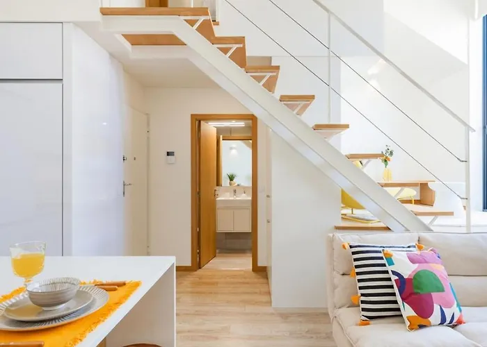 Duque De Saldanha Duplex Loft アパート *