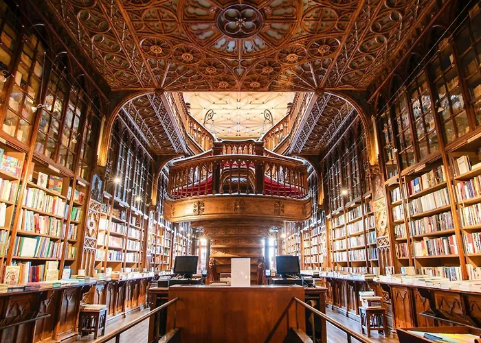 Duque De Saldanha Duplex Loft アパート ポルト