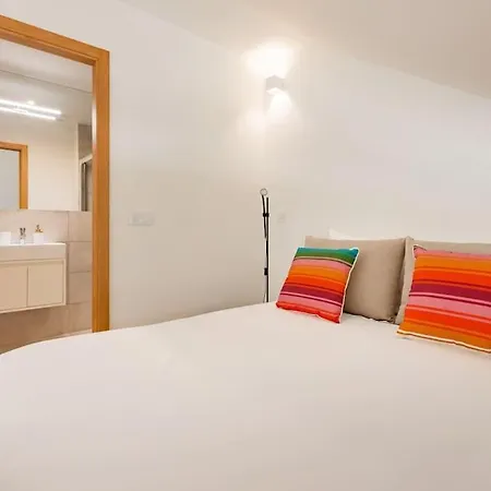 Duque De Saldanha Duplex Loft Apartment